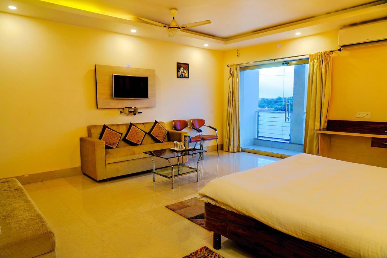 Fabhotel Kanchan Plaza Bhubaneswar Esterno foto