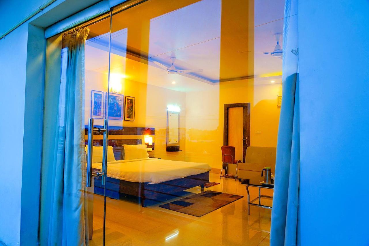Fabhotel Kanchan Plaza Bhubaneswar Esterno foto